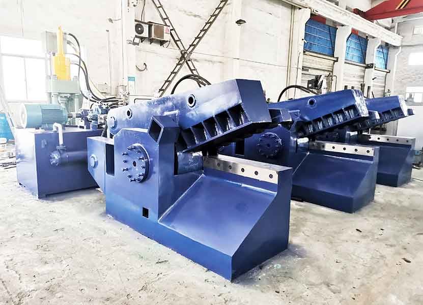 250-ton alligator shears, achieving efficient and ...