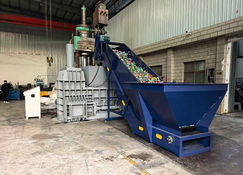 Choosing Dershan Triple Rams High-Speed Baling Mac...