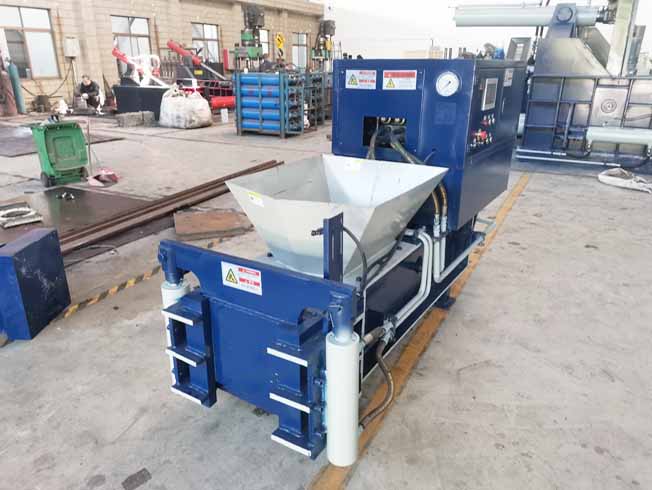Forward Out Hydraulic Scrap Metal Baler