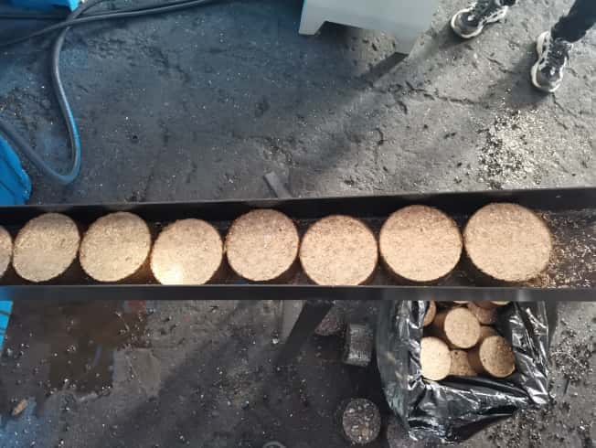 Bronze Chips Briquette Press Machine