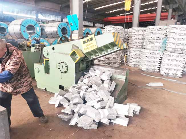 Alligator Metal Scrap Guillotine Shear