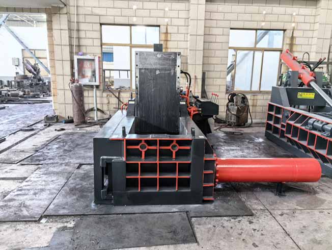 Automatic Metal Scrap Baling Machine