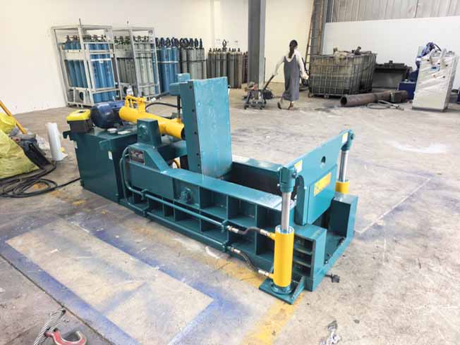 100Ton Used Metal Scrap Compress Baler