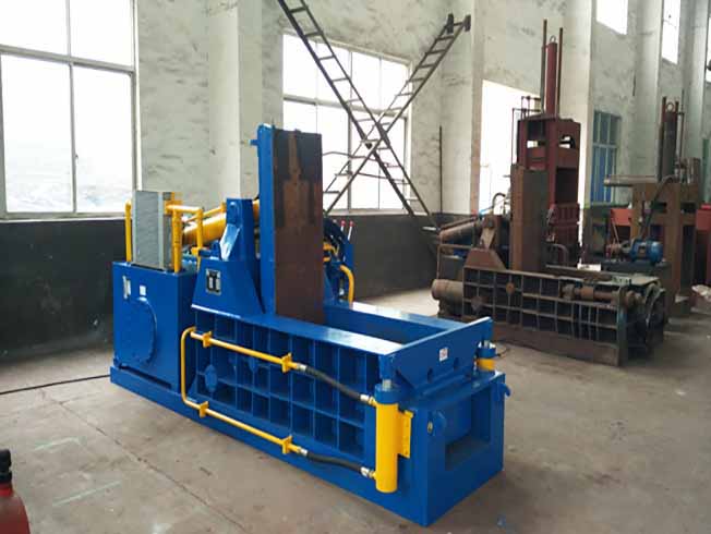 Low Price Light Metal Compress Baler