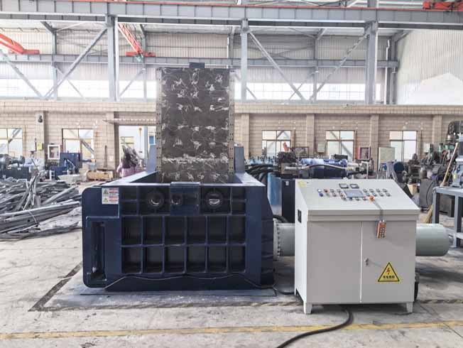 Iron Scrap metal Baling Machine