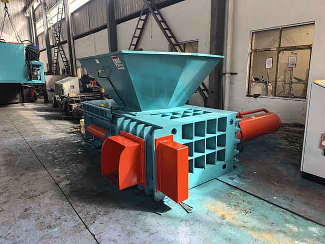 UAE Aluminum Cans Compactor