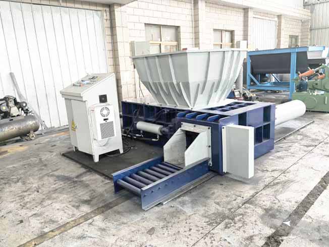 Big Hopper Aluminum Can Baler