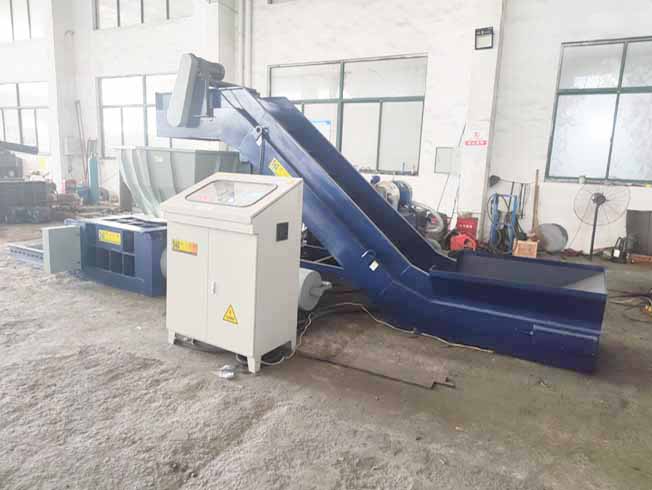 Industrial Aluminum Can Baler