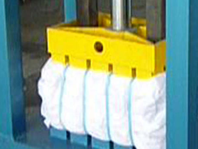Used Clothes Baling Machine For Sale