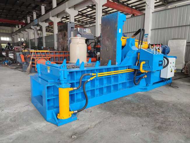 Front-Out Metal Scrap Baler