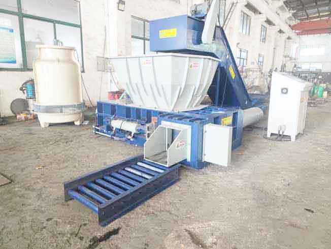 Unites States Aluminum Can Baler