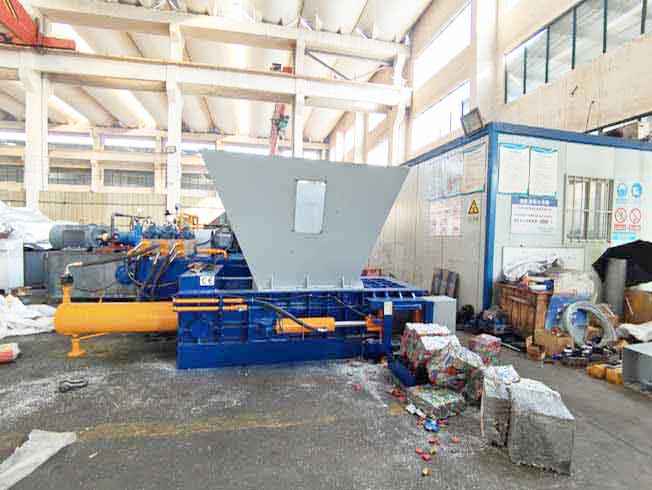 Small Scale Aluminum Scrap Baler