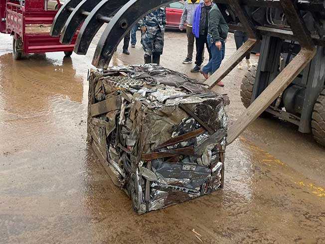 Heavy Duty Metal Scrap Baler