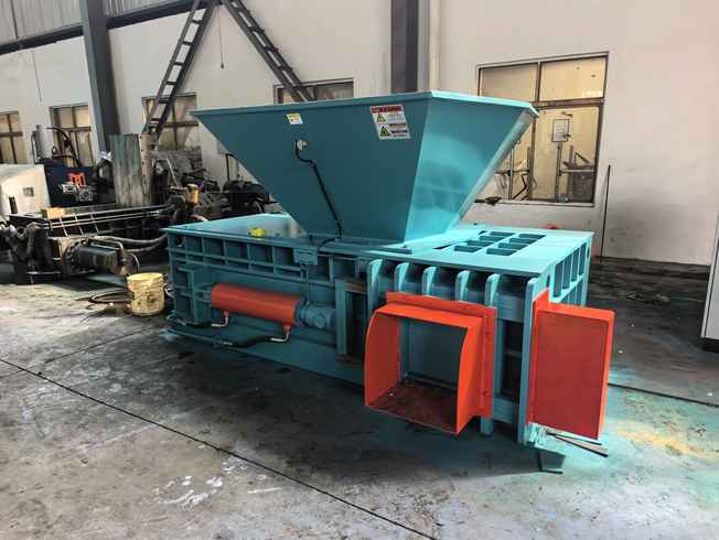 Two Ram Aluminum Cans Press Baler With Conveyor