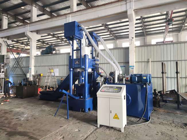Vertical Briquetting Machine