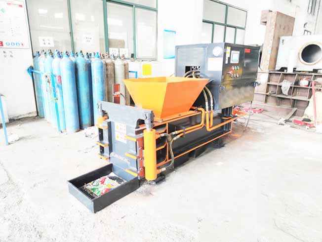 Small Steel Scrap Press Baler