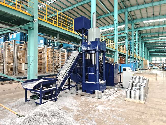 Vertical Pre-Press Briquette Press