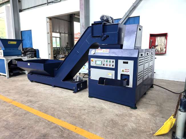 Single Output Briquette Press