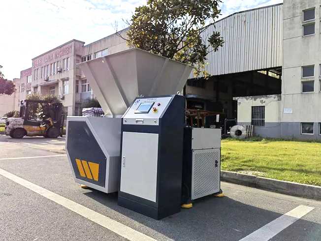Single Shaft Shredder