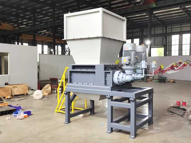 Four Shaft Shredder
