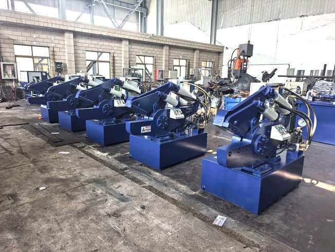 Intergrated Alligator Shear Machine
