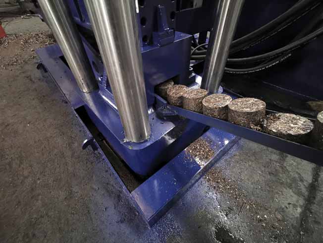 Automatic Aluminium Briquetting Press machine