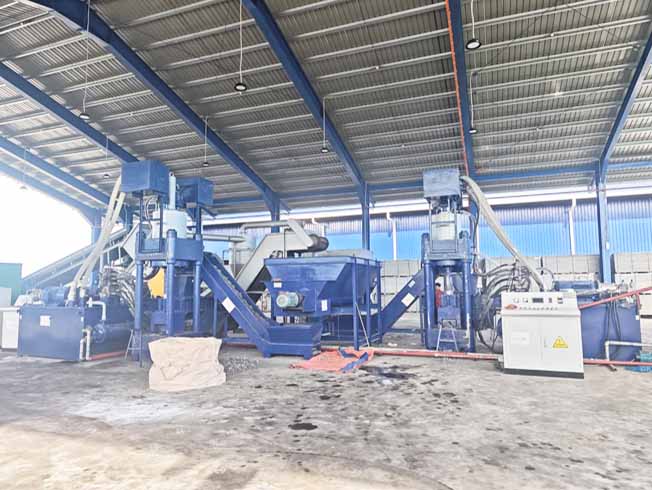 Aluminium Briquetting Machine