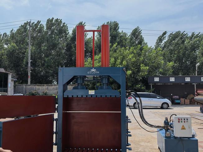 Coir Fibre Pressing Baler