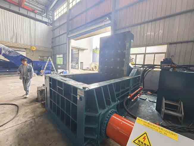 Automatic One Button Control Metal Scrap Baler