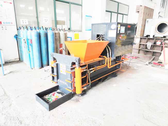 Compacting Scrap Metal Baler machine