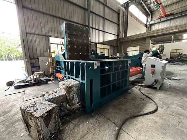 Used Hydraulic Scrap metal Baling Machine