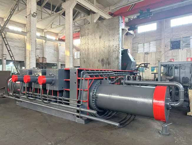 Heavy Scrap metal Baling Machine