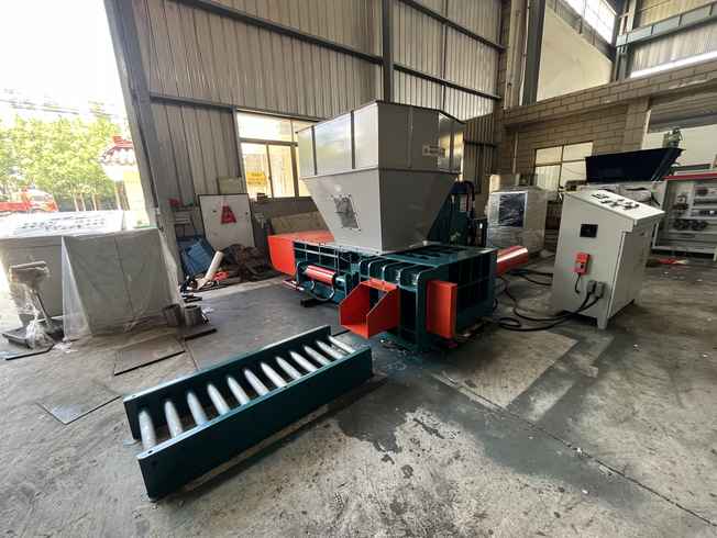 Hydraulic Scrap metal Baling Press Machine