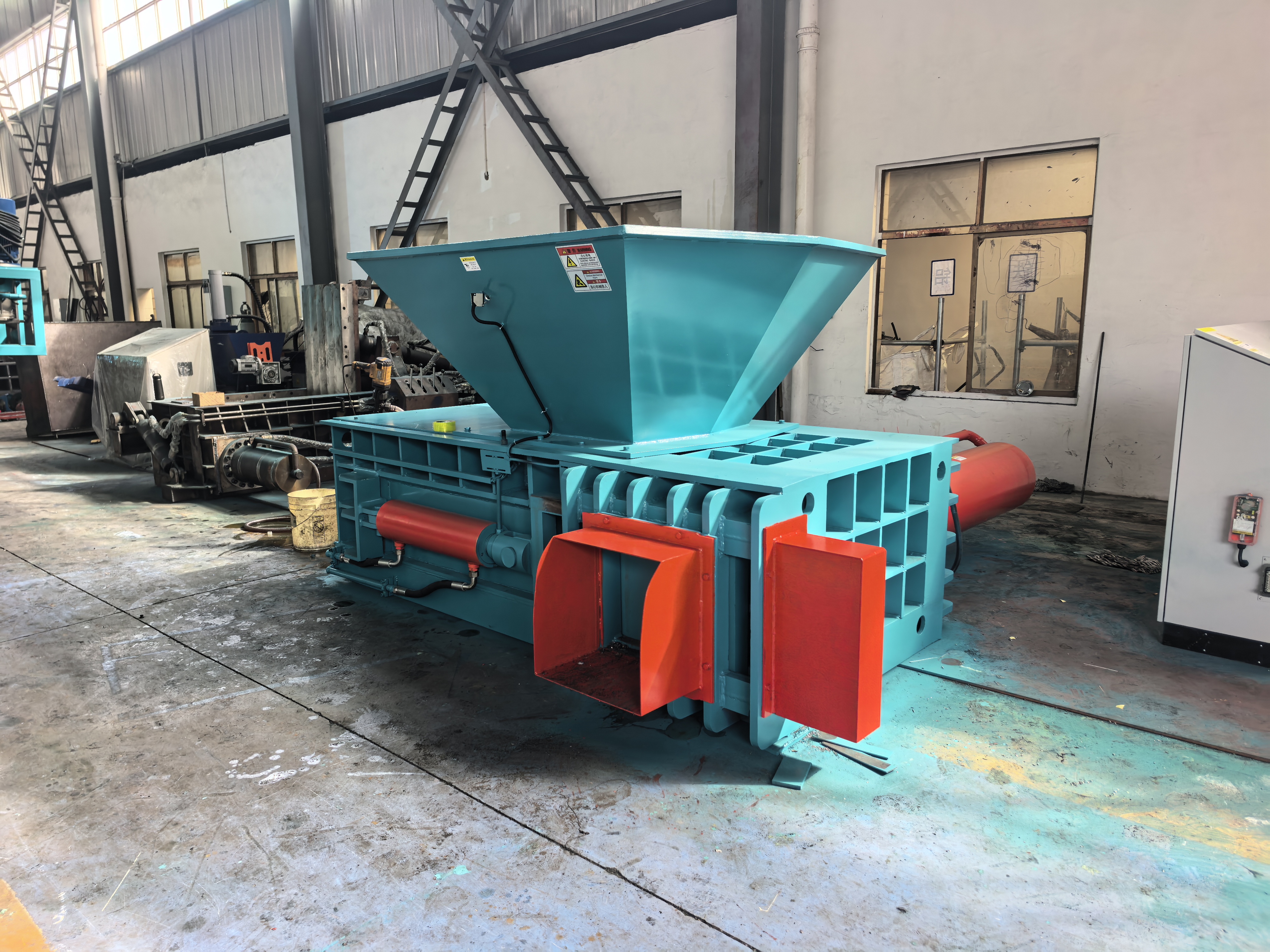 Steel Metal Scrap Pressing Baler Machine