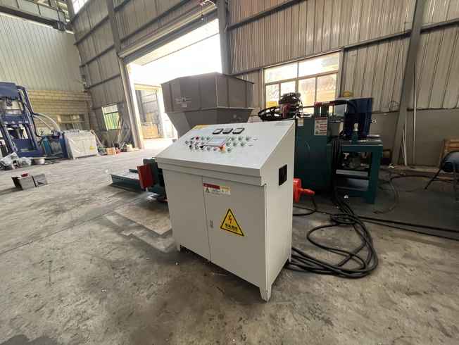 Hydraulic Scrap metal Baling Press Machine